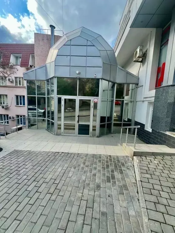 Помещение свободного назначения в Севастополь ул. Воронина, 10 (33 м) - Фото 0