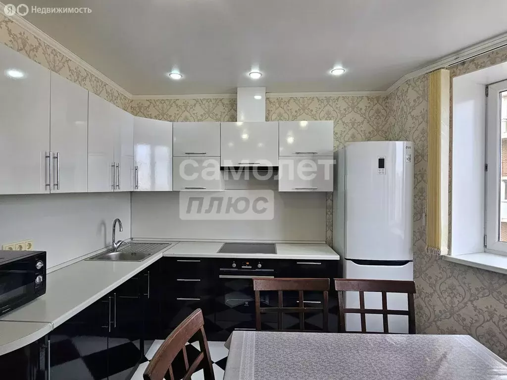 2-комнатная квартира: Уфа, Караидельская улица, 60 (55.7 м) - Фото 1