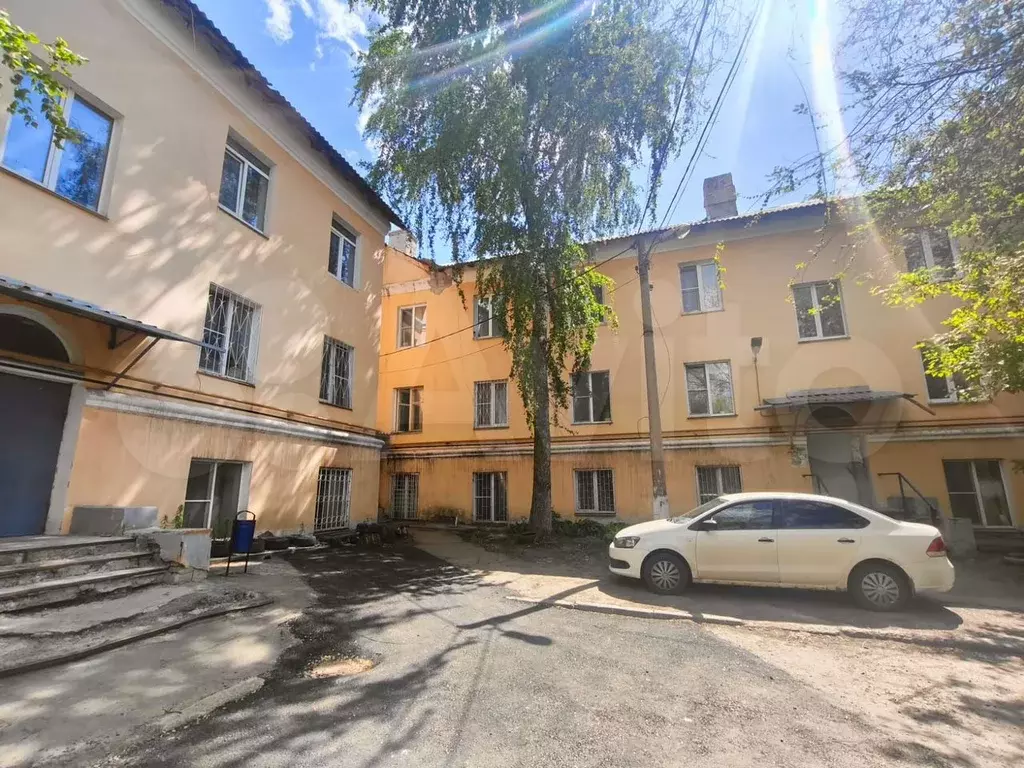 Комната 18,9 м в 3-к., 3/3 эт. - Фото 0