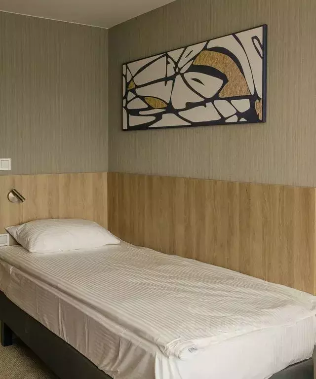 Комната Новгородская область, Валдай Молотковская ул., 2 - Фото 1