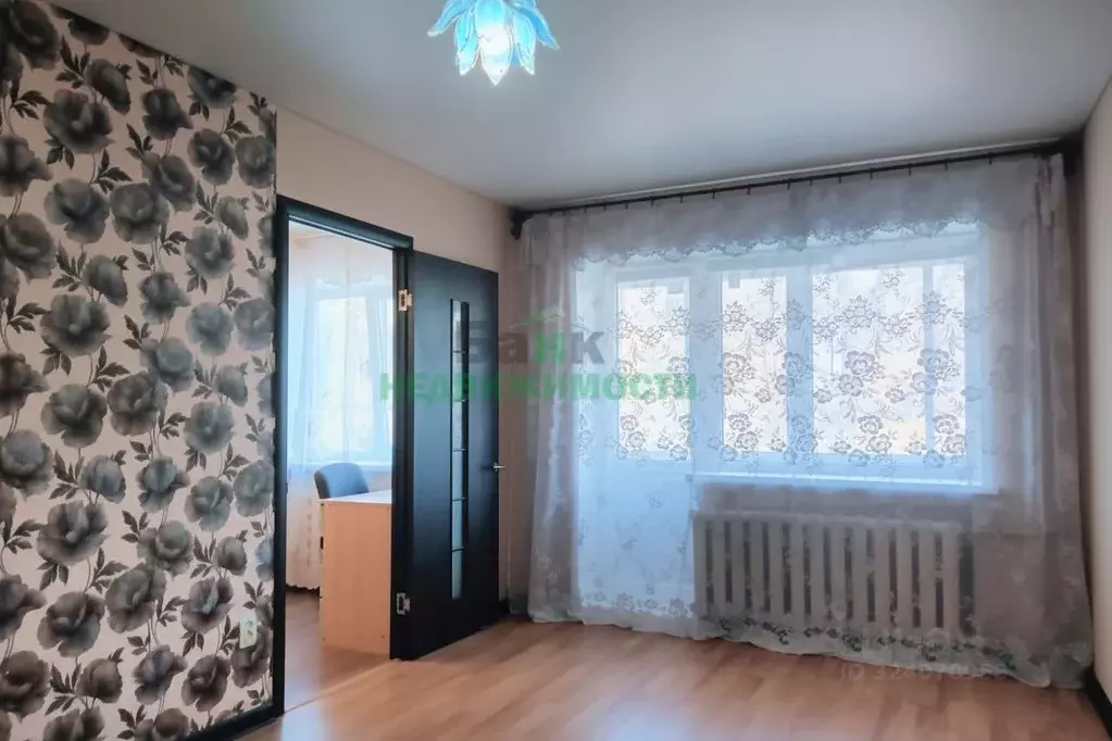 2-к кв. Саратовская область, Балаково Минская ул., 13 (44.5 м) - Фото 1