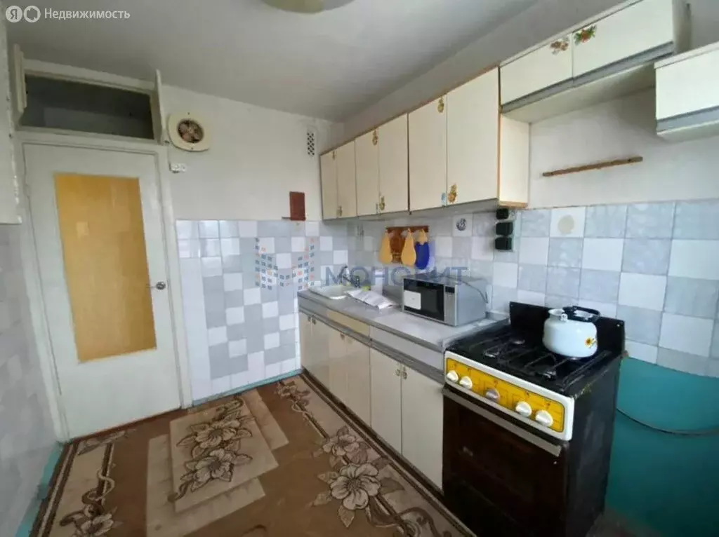3-комнатная квартира: Киров, Солнечная улица, 31 (62.5 м) - Фото 0