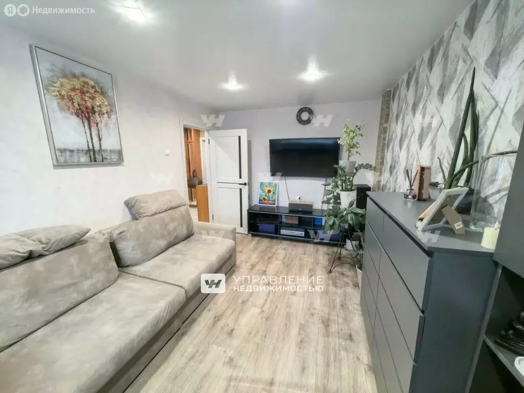 3-комнатная квартира: Южно-Сахалинск, проспект Мира, 249 (61.1 м) - Фото 1