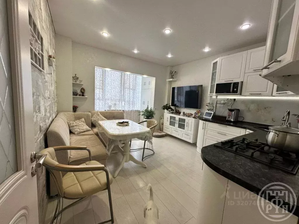 3-к кв. Ленинградская область, Всеволожск Южный мкр, ул. Центральная, ... - Фото 1