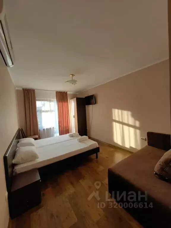 Комната Краснодарский край, Геленджик ул. Пушкина, 31 - Фото 1