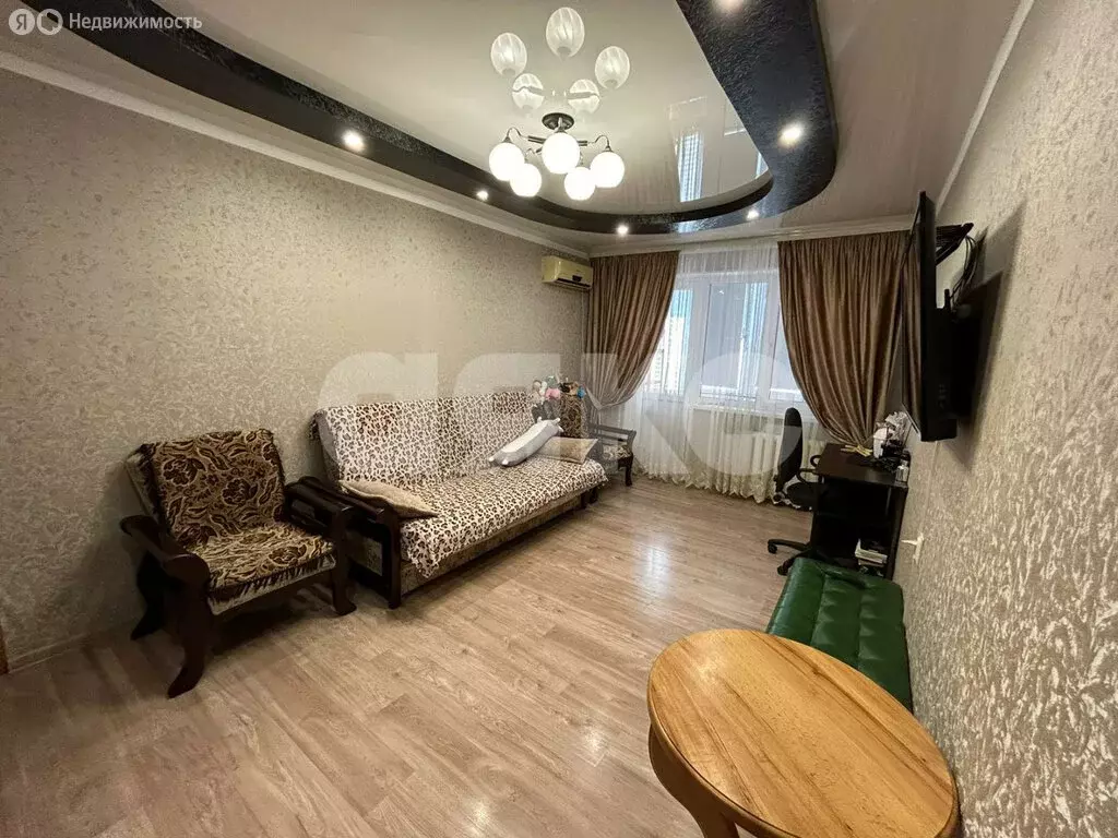 2-комнатная квартира: Майкоп, Краснооктябрьская улица, 67 (47.3 м) - Фото 1