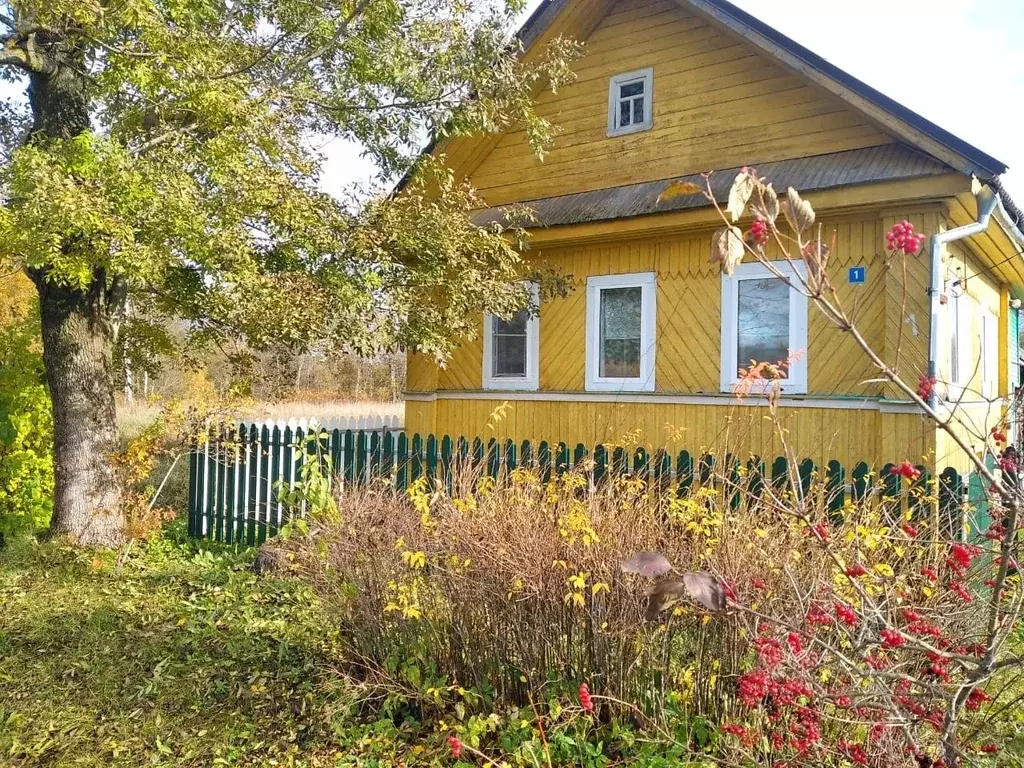 Дом в Новгородская область, Батецкий муниципальный округ, д. ... - Фото 0