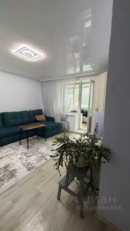 3-к кв. Самарская область, Тольятти Ленинский просп., 3Б (66.8 м) - Фото 2