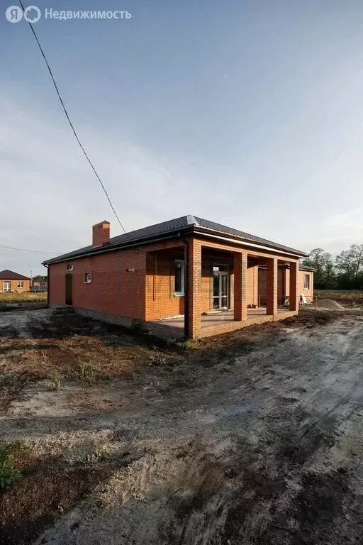 Дом в Новобессергеневка, Транспортная улица (100 м) - Фото 2