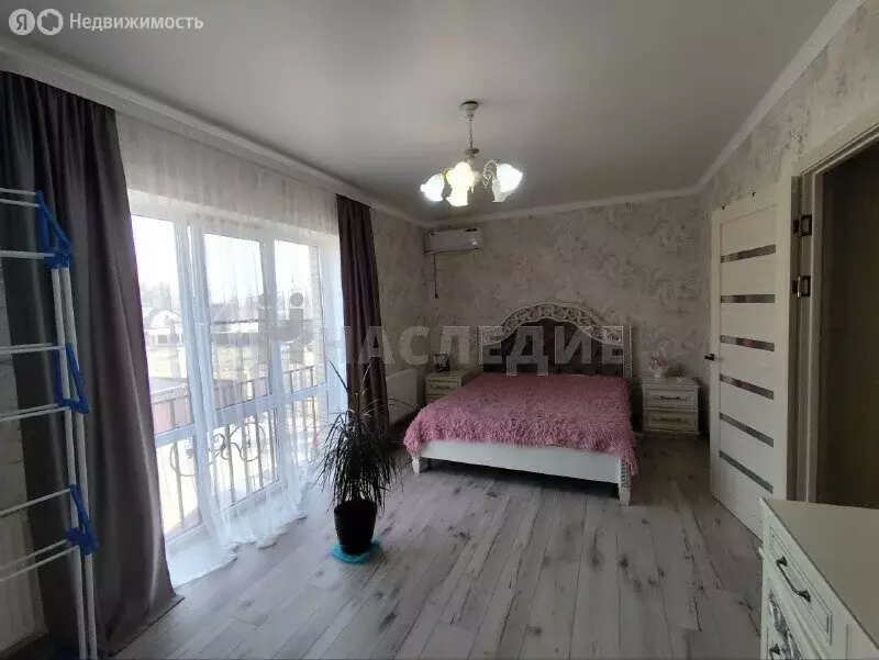 3-комнатная квартира: Тихорецк, улица Подвойского, 110/11 (102 м) - Фото 0