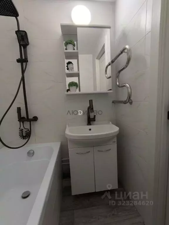 3-к кв. Саратовская область, Саратов ул. 2-я Прокатная, 19 (64.0 м) - Фото 2