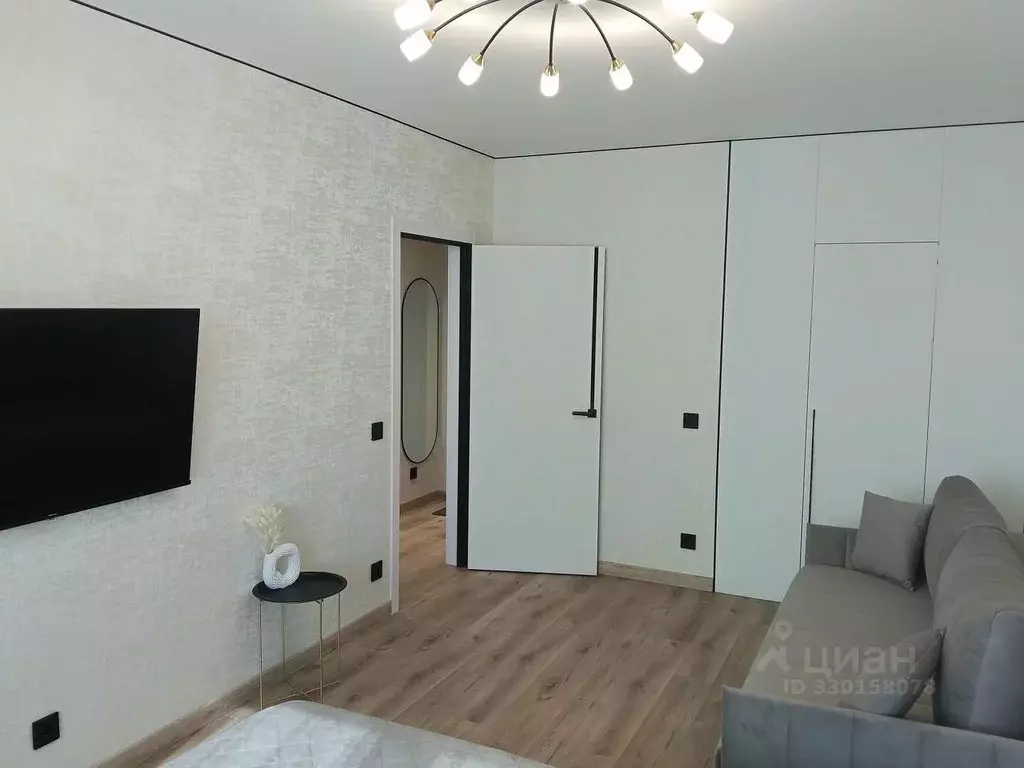 1-к кв. Татарстан, Казань ул. Александра Курынова, 5к1 (36.0 м) - Фото 2