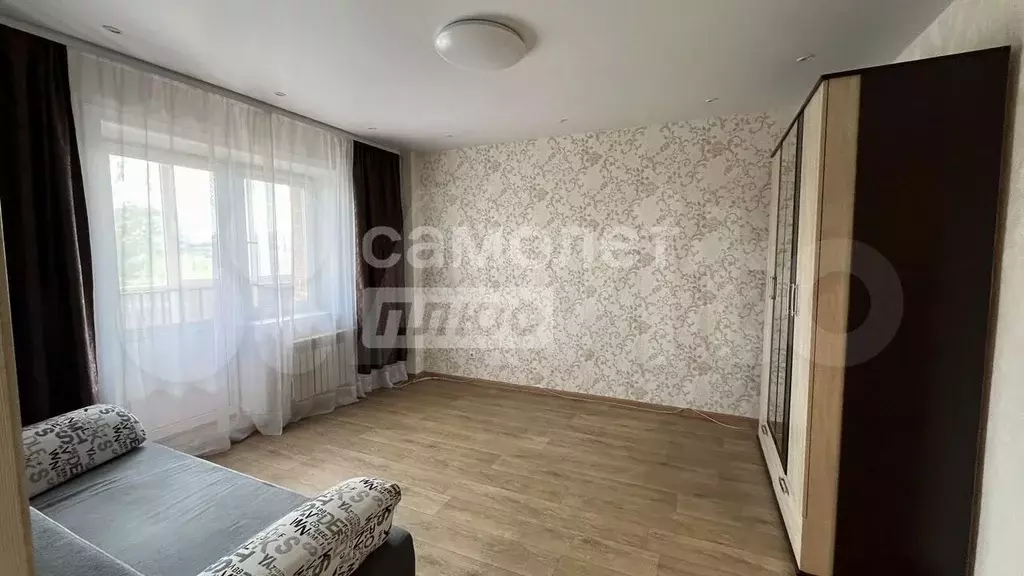 1-к. квартира, 37 м, 4/9 эт. - Фото 1