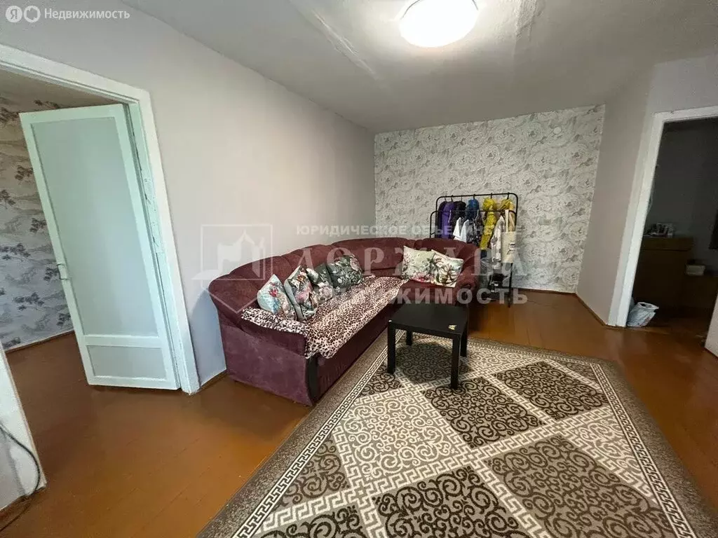2-комнатная квартира: Кемерово, проспект Шахтёров, 79 (41 м) - Фото 1