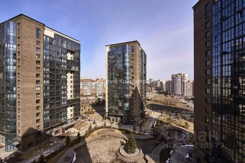 5-к кв. Красноярский край, Красноярск ул. Авиаторов, 22 (136.0 м) - Фото 1