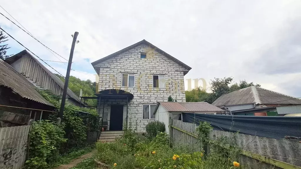 Дом в Белгородская область, Белгород Железнодорожная ул., 17А (184 м) - Фото 1