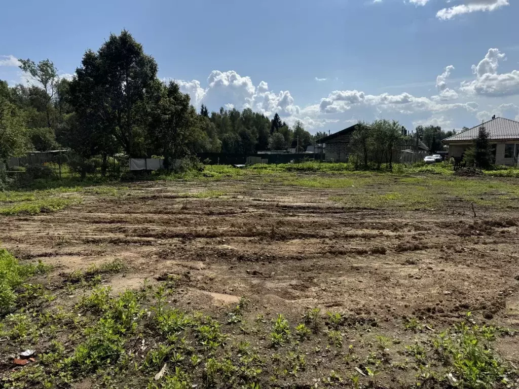 Участок в Московская область, Наро-Фоминский городской округ, д. ... - Фото 1