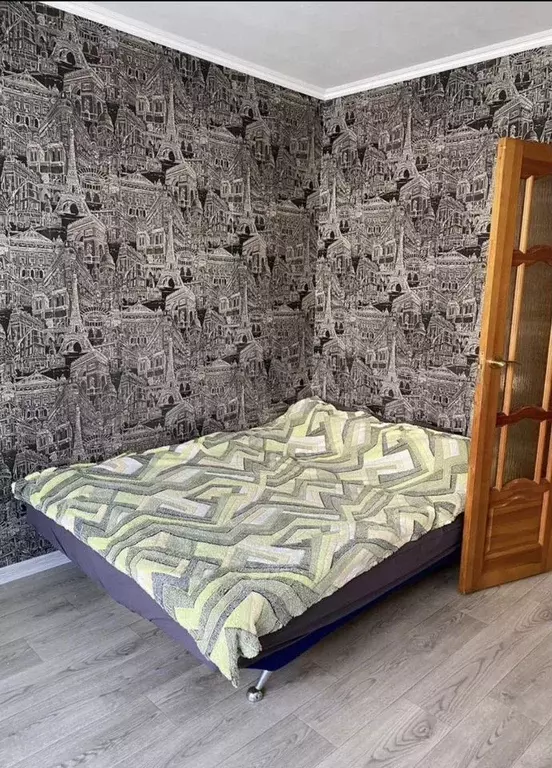 1-к. квартира, 40 м, 4/10 эт. - Фото 1