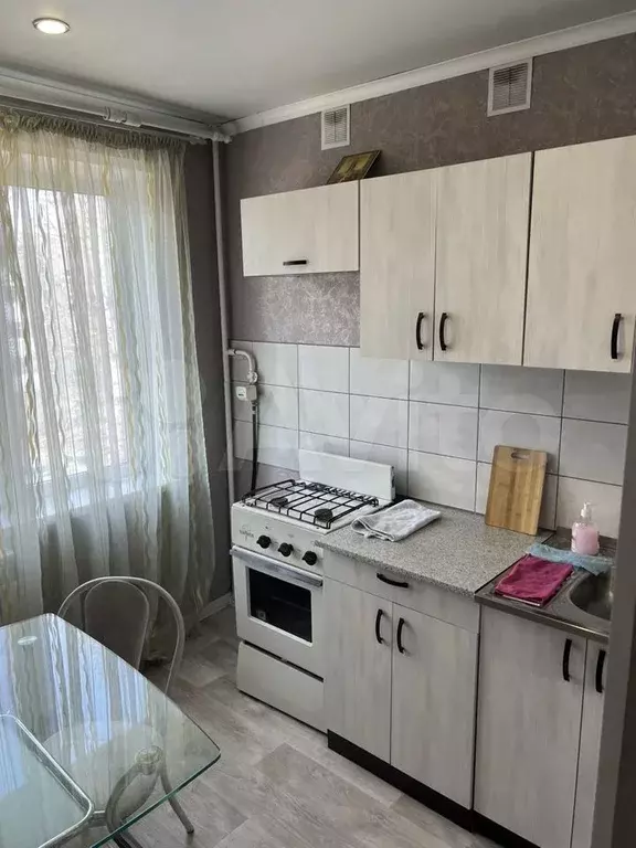 1-к. квартира, 40 м, 4/5 эт. - Фото 1