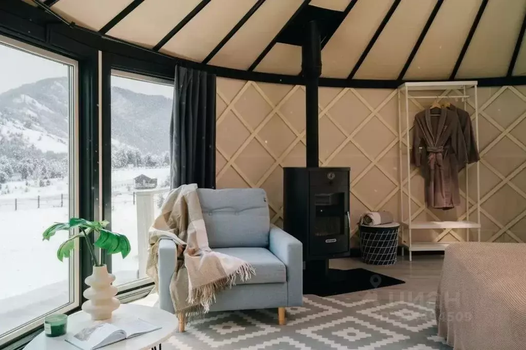 Дом в Алтай, Чемальский район, с. Анос Центральная ул., 127 (40 м) - Фото 2