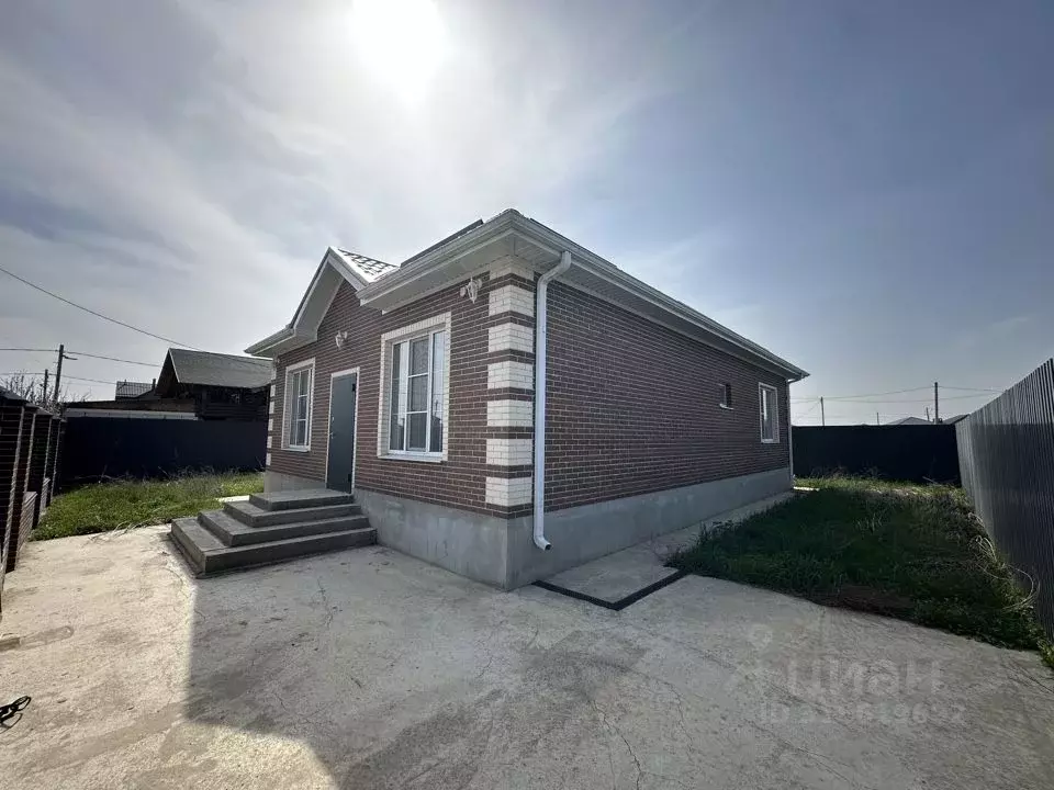 Дом в Краснодарский край, Краснодар пос. Индустриальный,  (114 м) - Фото 1