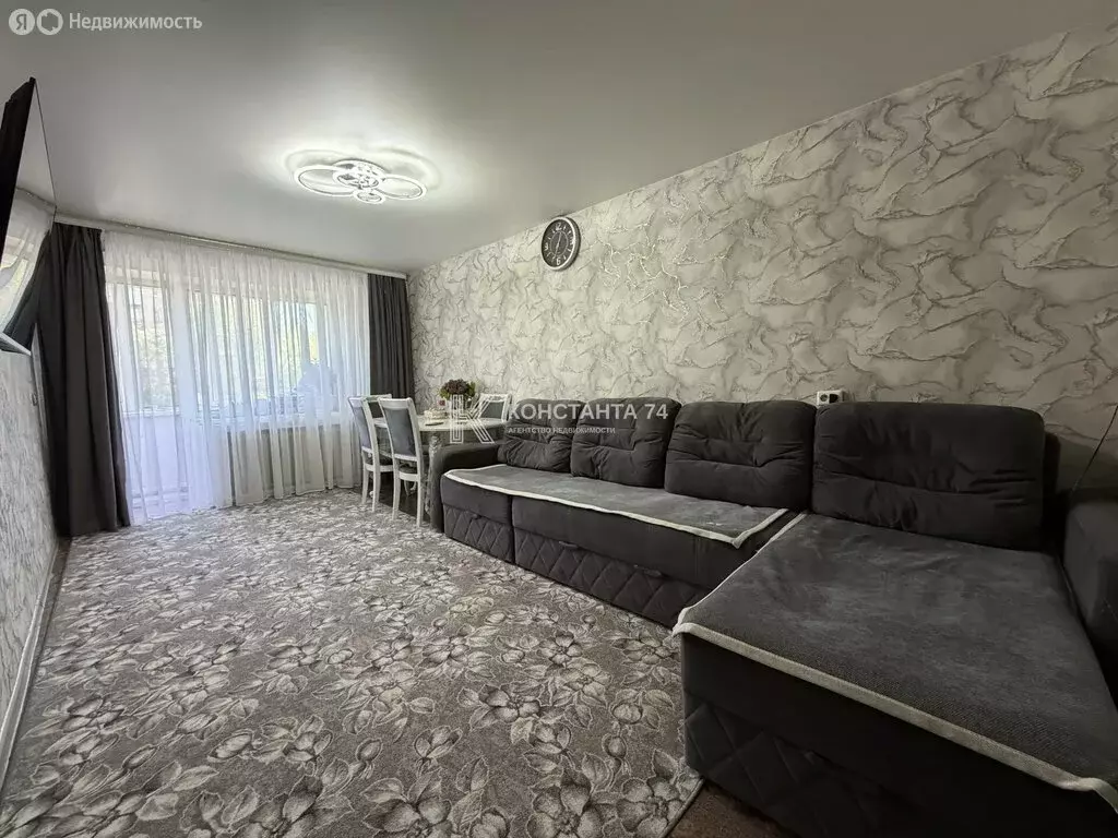 3-комнатная квартира: Чебаркуль, улица Ленина, 32А (57.8 м) - Фото 1