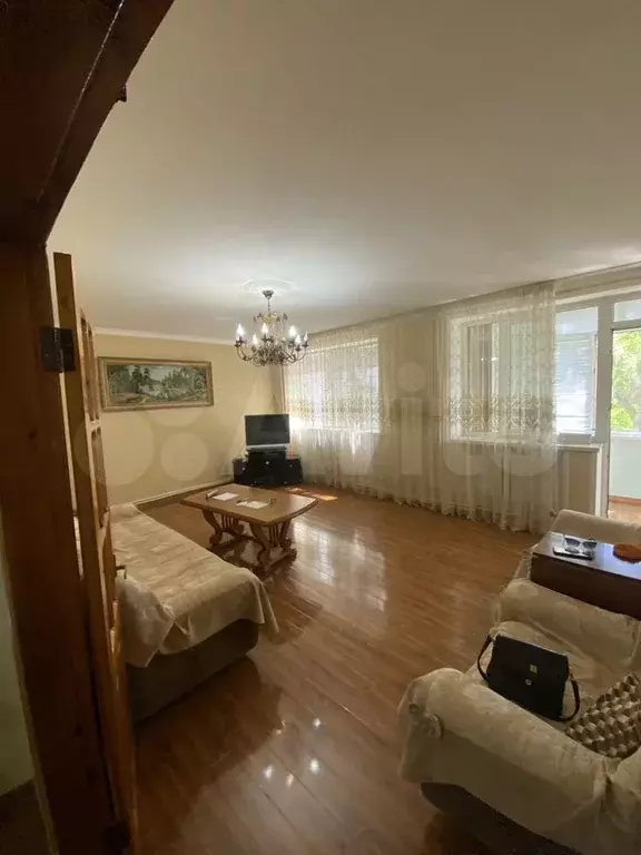 3-к. квартира, 93 м, 3/5 эт. - Фото 1