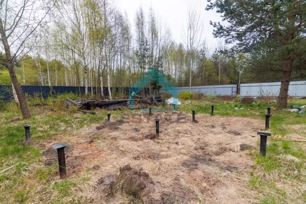 Участок в Ленинградская область, Гатчинский район, Вырица городской ... - Фото 1