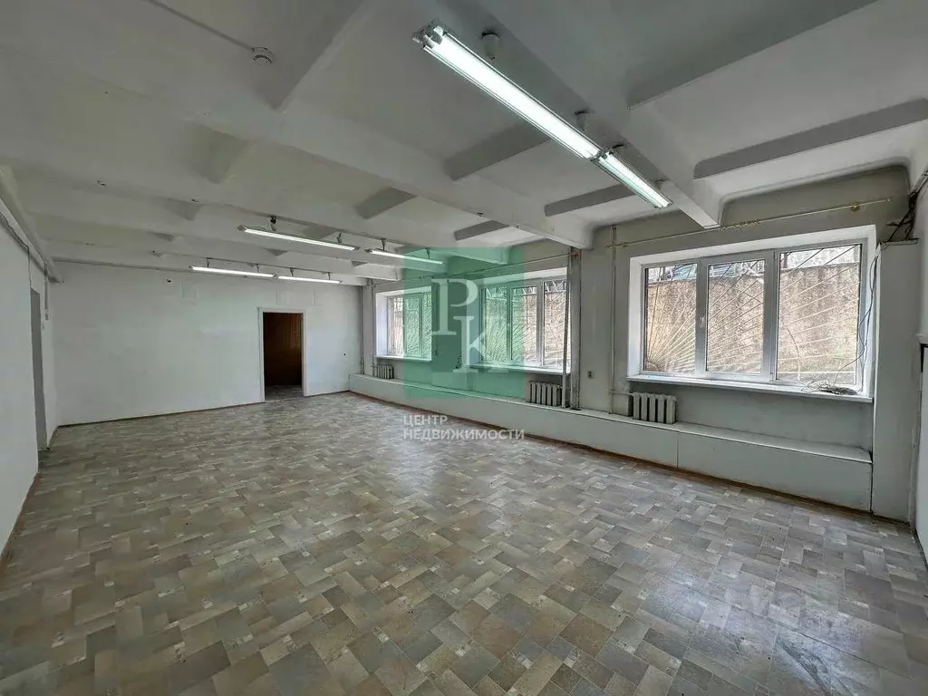 Офис в Севастополь ул. Кулакова, 58 (69 м) - Фото 1