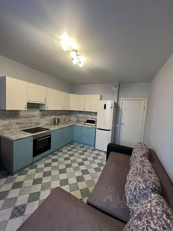 2-к кв. Свердловская область, Екатеринбург ул. Фрезеровщиков, 5 (52.1 ... - Фото 2