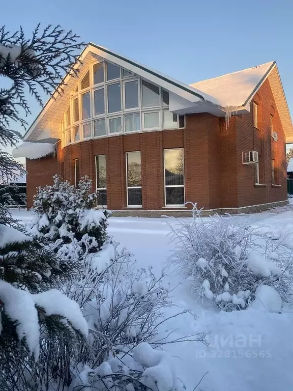 Дом в Тверская область, Старица Коммунистическая ул., 7Б (365 м) - Фото 1