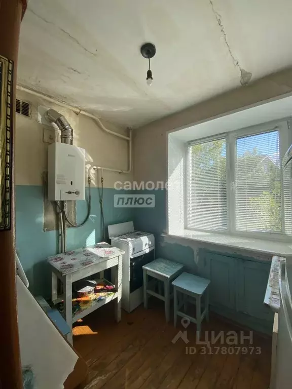 2-к кв. Нижегородская область, Бор Первомайская ул., 12 (43.0 м) - Фото 0
