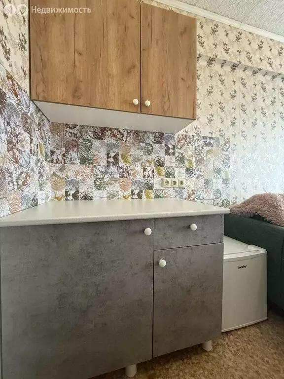 1к в 19-комнатной квартире (12 м) - Фото 1