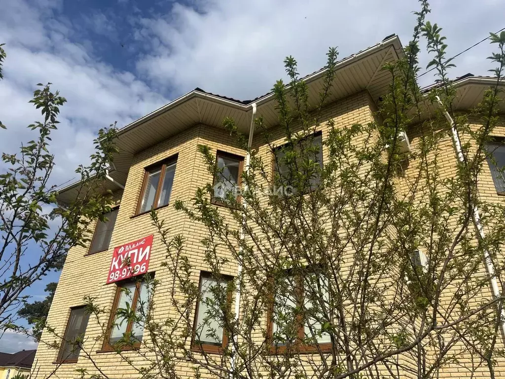 Дом в Пензенская область, Пенза проезд 3-й Добролюбова, 15 (366 м) - Фото 1