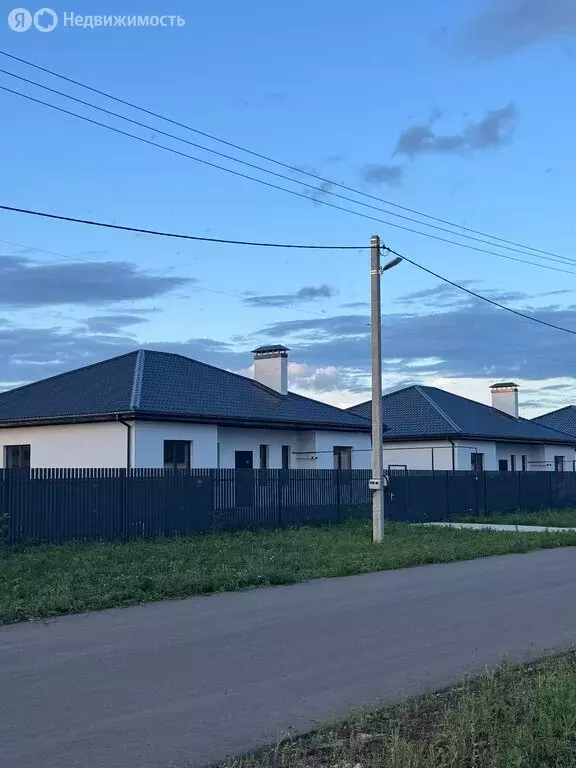 Дом в Подстепки, Вишнёвая улица (123 м) - Фото 1