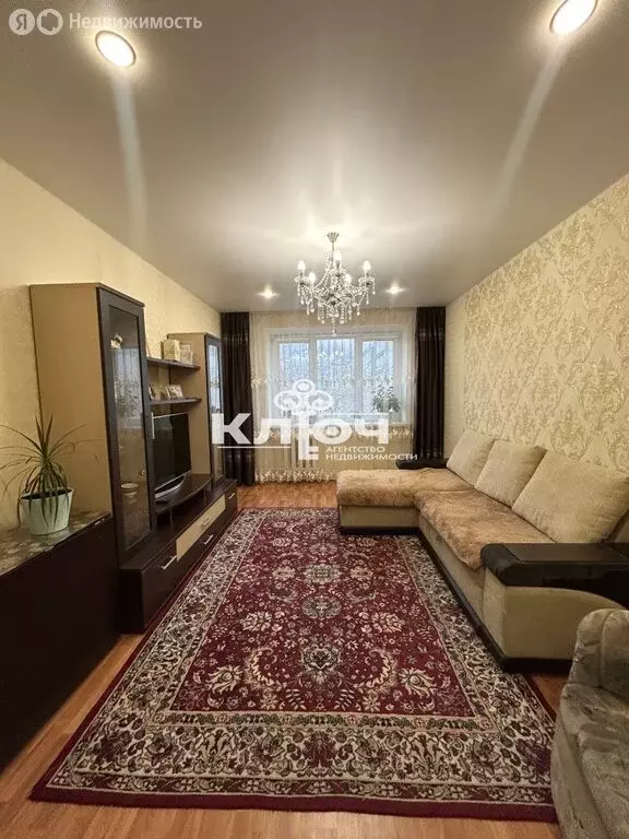 3-комнатная квартира: Стерлитамак, улица Чапаева, 87 (65.8 м) - Фото 1
