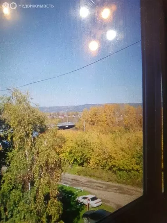 3-комнатная квартира: Нижнеудинск, улица Кашика, 61 (50 м) - Фото 2