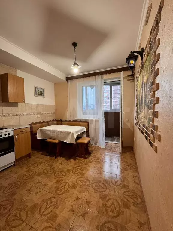1-к. квартира, 50 м, 3/17 эт. - Фото 0