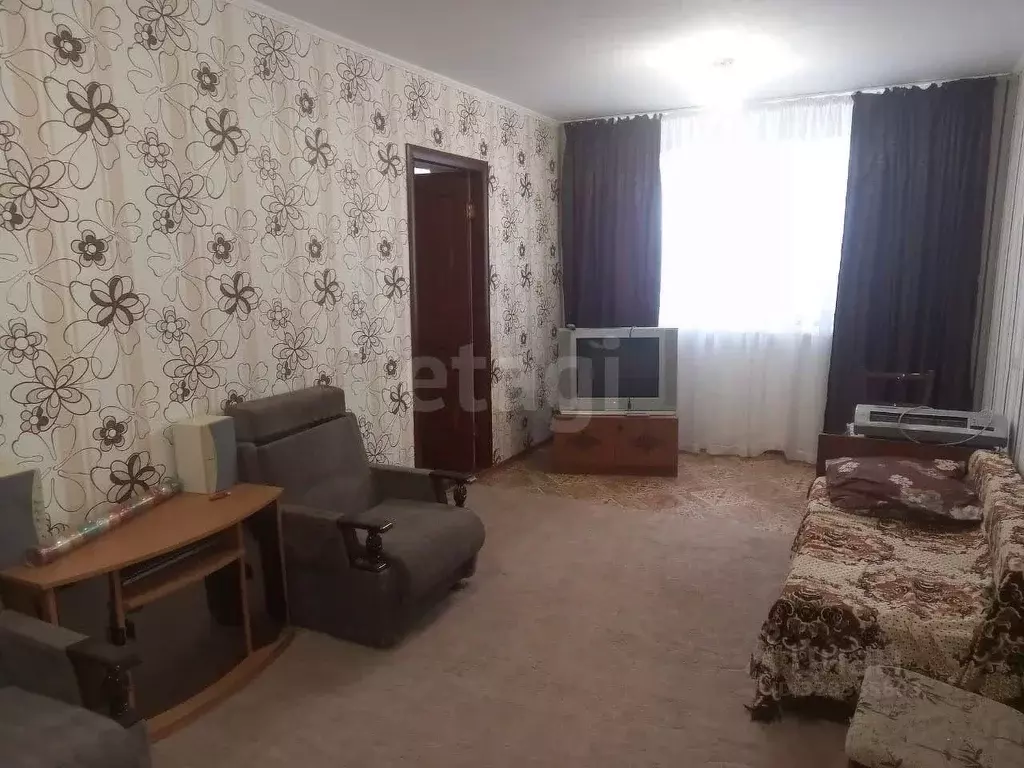 2-к кв. Крым, Кировский район, с. Яркое Поле ул. Полевая, 33А (51.1 м) - Фото 1