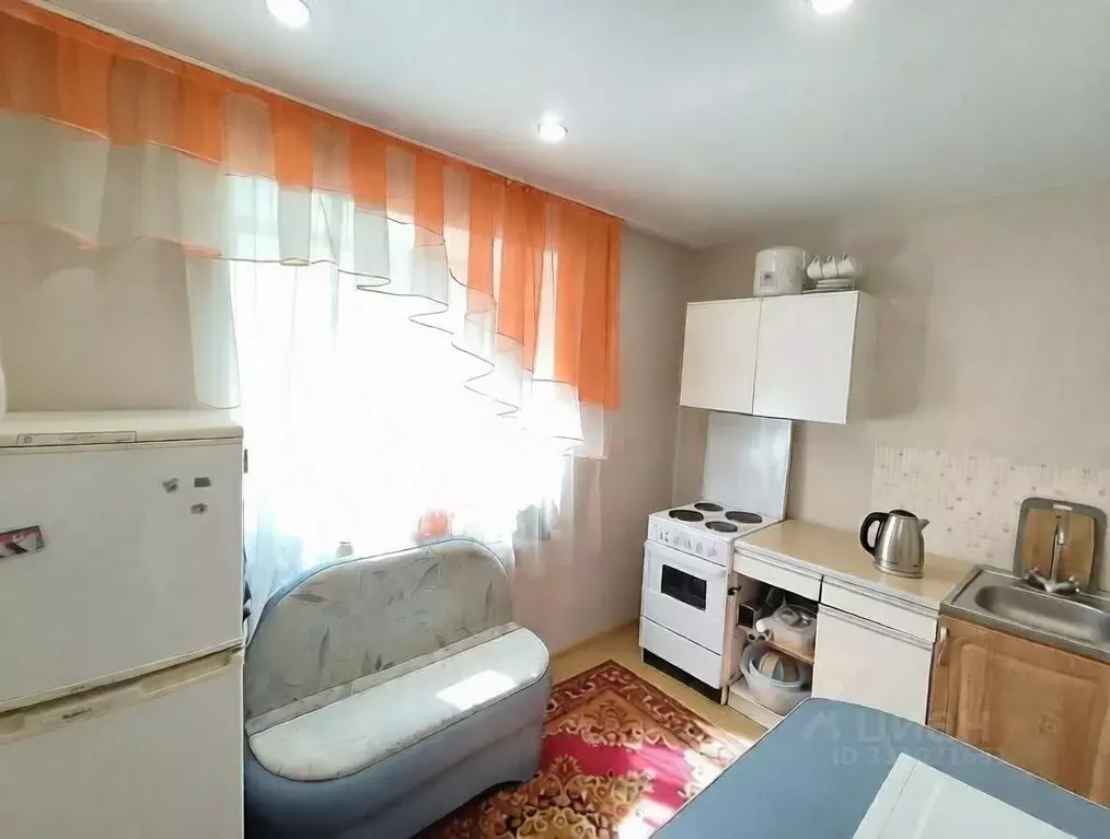 1-к кв. Кемеровская область, Новокузнецк ул. Космонавтов, 12 (28.6 м) - Фото 1