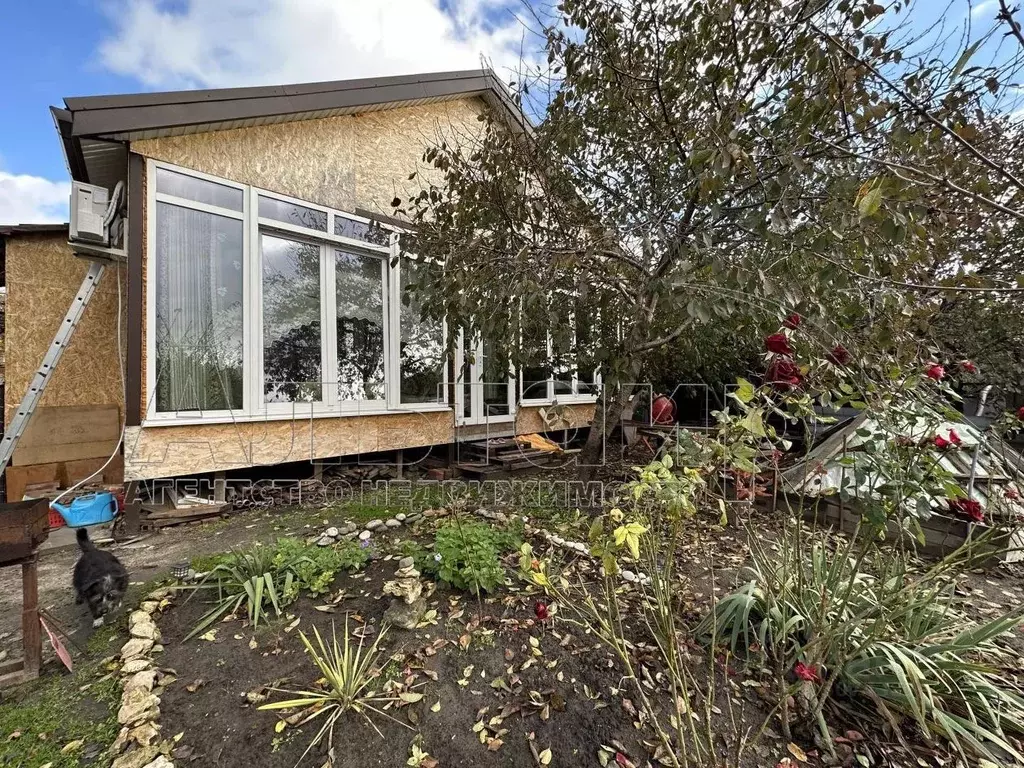 Дом в Ростовская область, Ростов-на-Дону ул. Пескова, 62 (100 м) - Фото 1