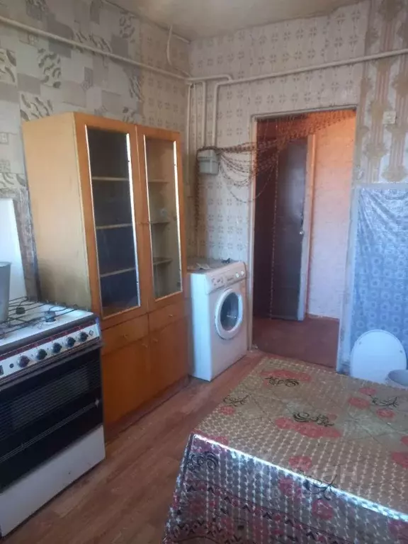 1-к кв. Саратовская область, пос. Тепличный ул. Молодежная, 1 (36.0 м) - Фото 1