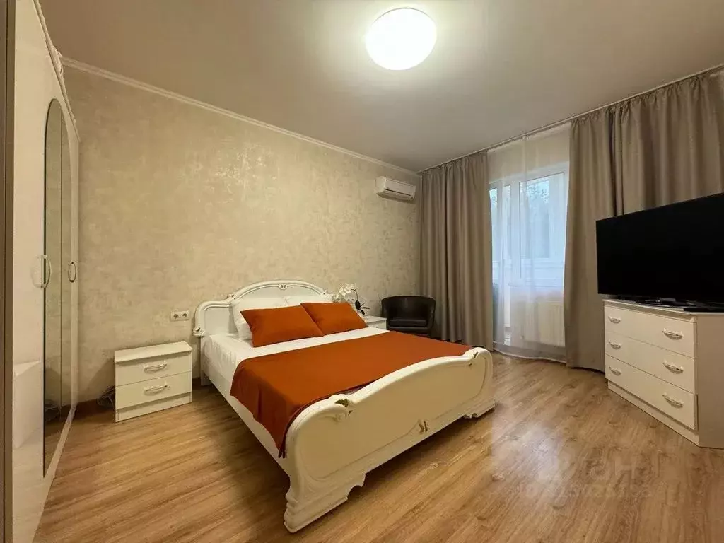 2-к кв. Краснодарский край, Геленджик Одесская ул., 22/1 (62.0 м) - Фото 0