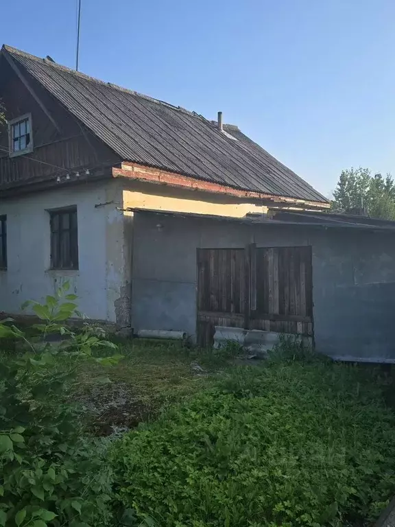 Дом в Новгородская область, Старая Русса ул. Правды, 20 (50 м) - Фото 1