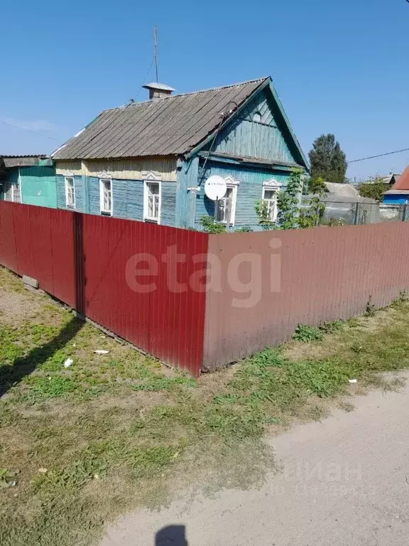 Дом в Брянская область, Комаричи рп ул. Калинина (44 м) - Фото 1