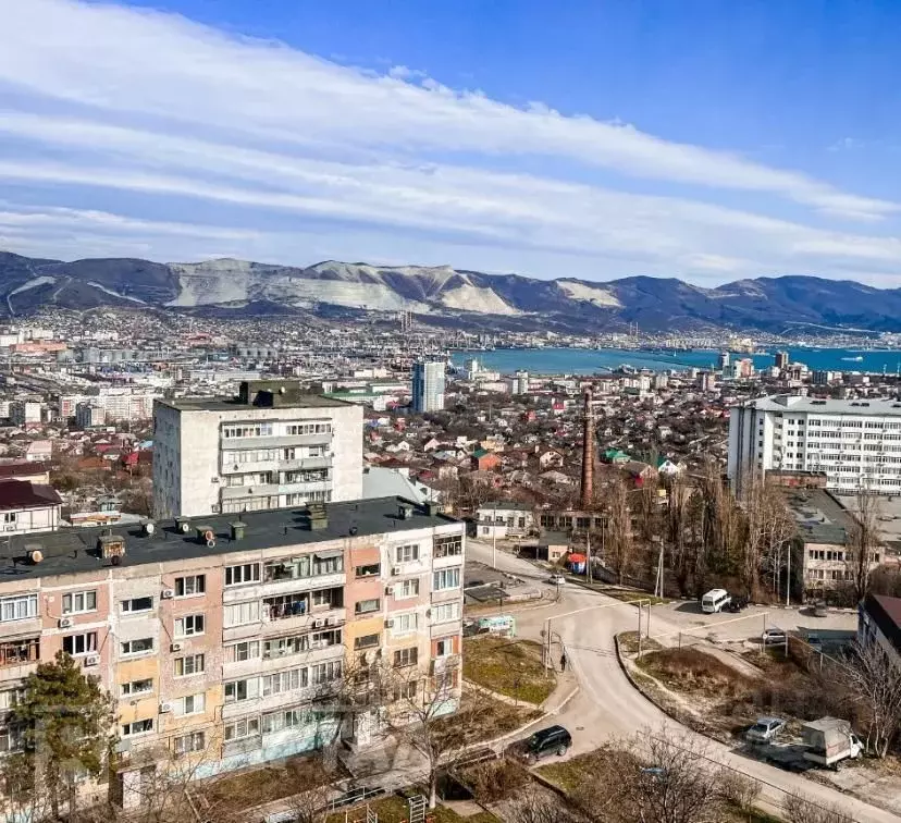 2-к кв. Краснодарский край, Новороссийск Краснознаменный пер., 6 (52.0 ... - Фото 1