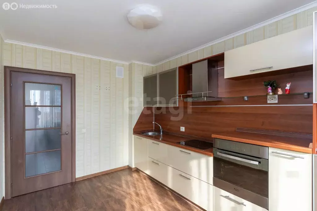 1-комнатная квартира: Тюмень, улица Прокопия Артамонова, 6к1 (46 м) - Фото 1