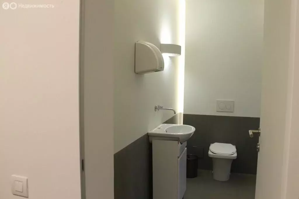 Помещение свободного назначения (1157 м) - Фото 1