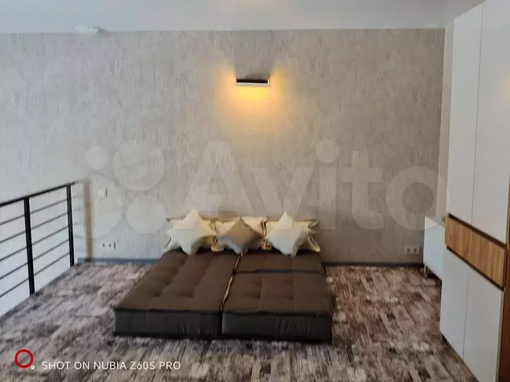 Комната 65 м в 2-к., 1/2 эт. - Фото 1