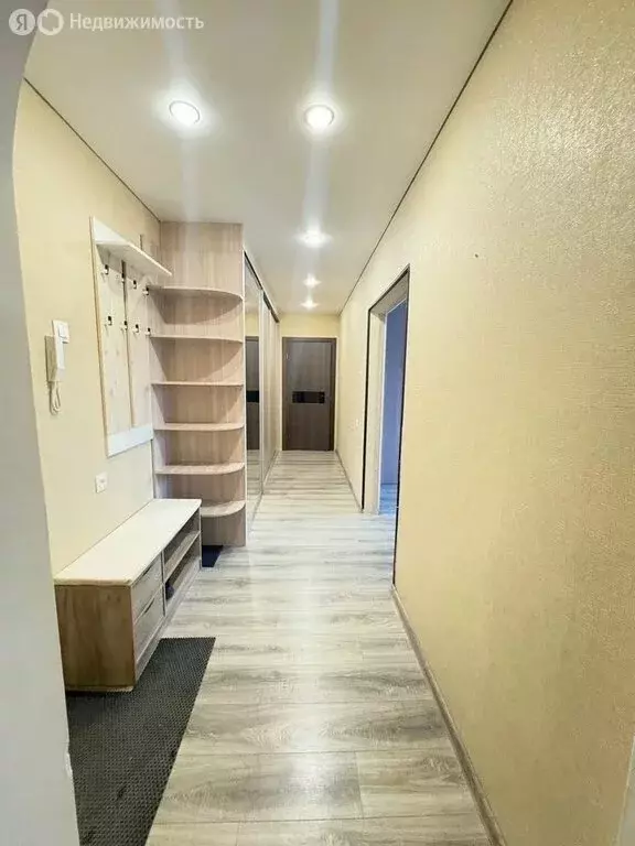2-комнатная квартира: Тюмень, улица Салтыкова-Щедрина, 55 (68.7 м) - Фото 1